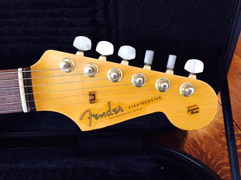 Headstock from a Custom Shop Black1 reissue