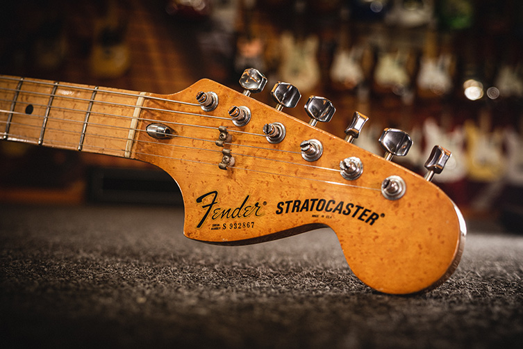 Large Stratocaster headstock with F tuners from the bullet-truss era